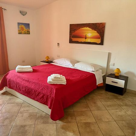 Villetta Saba Olbia Bagian luar foto